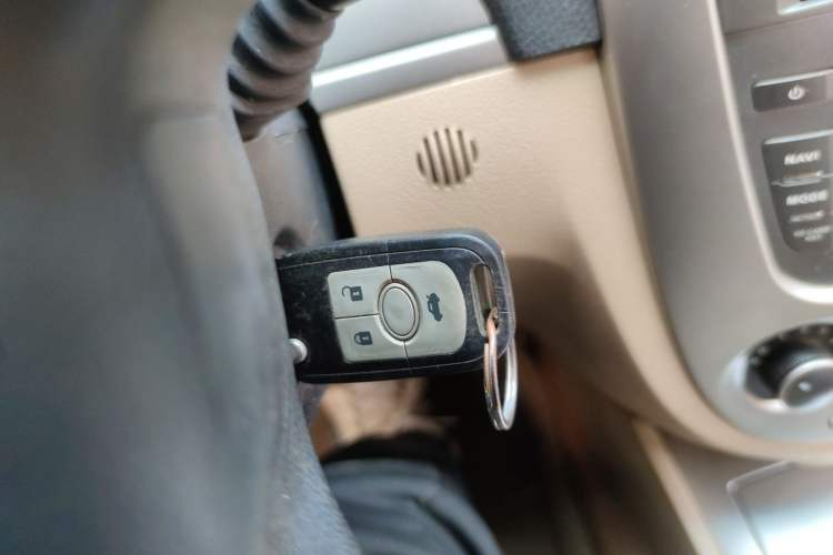 Used Buick Excelle 2011 1.6LX-AT