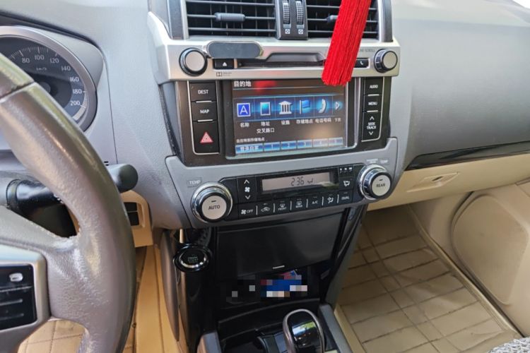 Used Toyota Prado 2014 2.7L Automatic Luxury Edition Audio And AC Panel