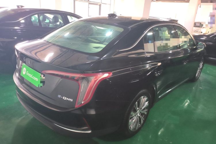 Used Hongqi E-QM5 2022 431 km Charge & Enjoy Edition