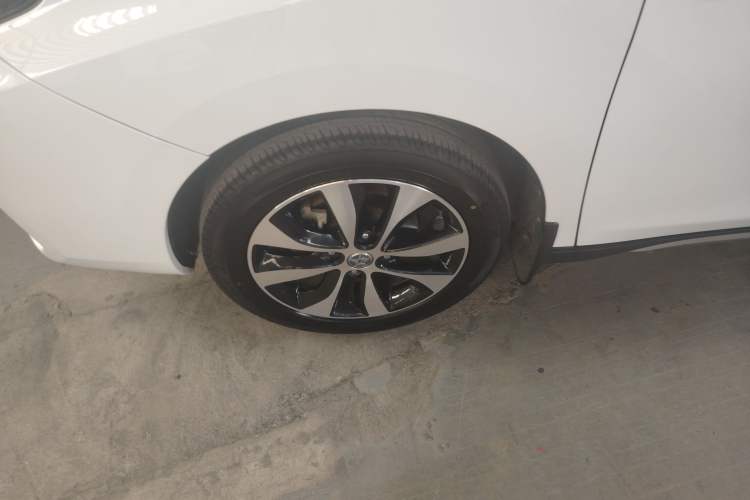 Used Venucia M50V 2017 1.6L XL CVT Luxury Edition