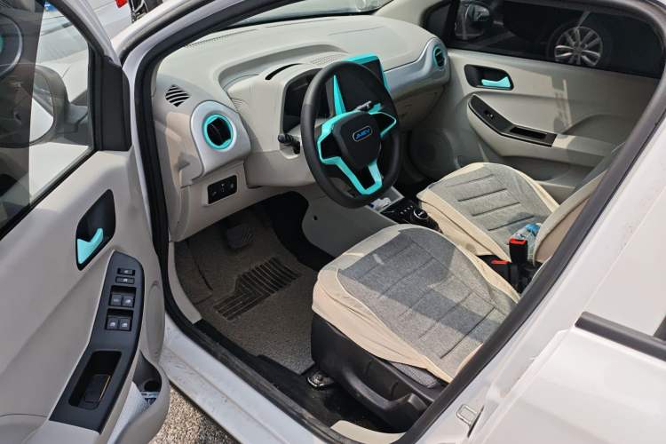 Used JMEV Xiao Qilin 2023 Joyful Edition 201km Comfort Model Driver Seat