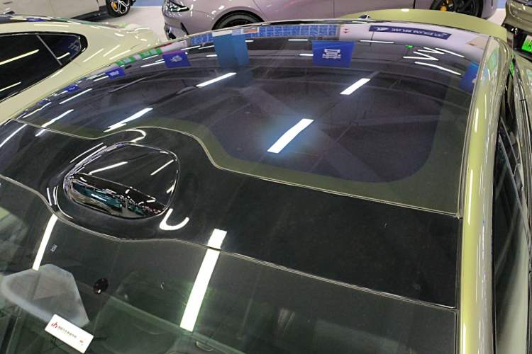 Used Xiaomi Auto SU7 2024 Four-Wheel Drive Ultra-Long Range Advanced Intelligent Driving Max Edition Roof