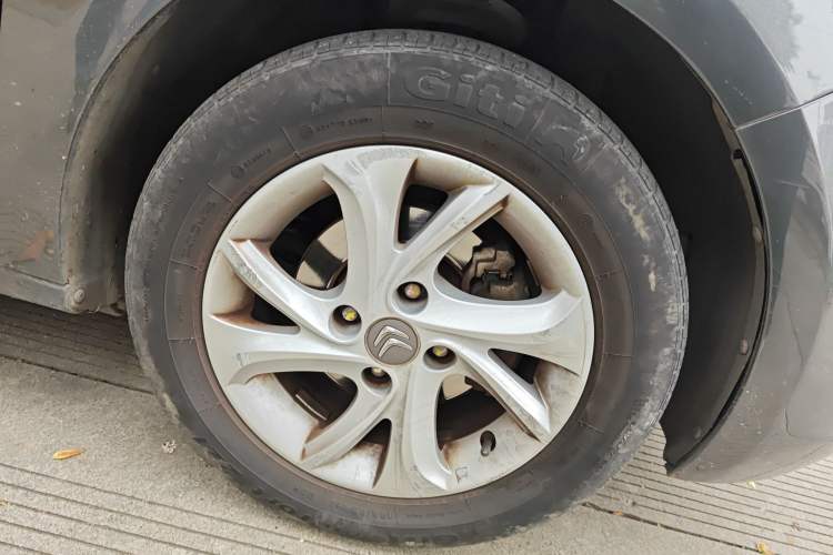 Used Citroen Elysee 2014 1.6L Manual Comfort Model
