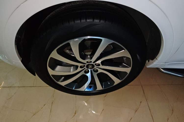 Used Land Rover Discovery Sport 2022 Revised Version 249 PS R-Dynamic S Performance Edition 5 Seats Exterior 7