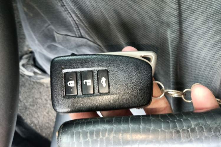 Used Lexus ES 2014 250 Elite Edition Vehicle Key