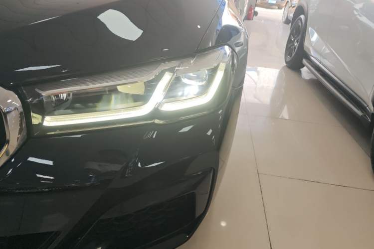 Used BMW 5 Series 2022 Second Facelift 530Li Luxury Version M Sport Package