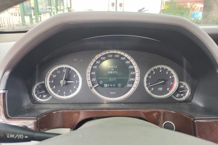 Used Mercedes-Benz E-Class 2010 E 260 L CGI Elegant Model Instrument Cluster