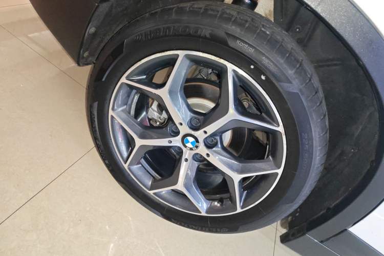 Used BMW X1 2018 xDrive20Li Luxury Edition Right Rear Wheel Hub
