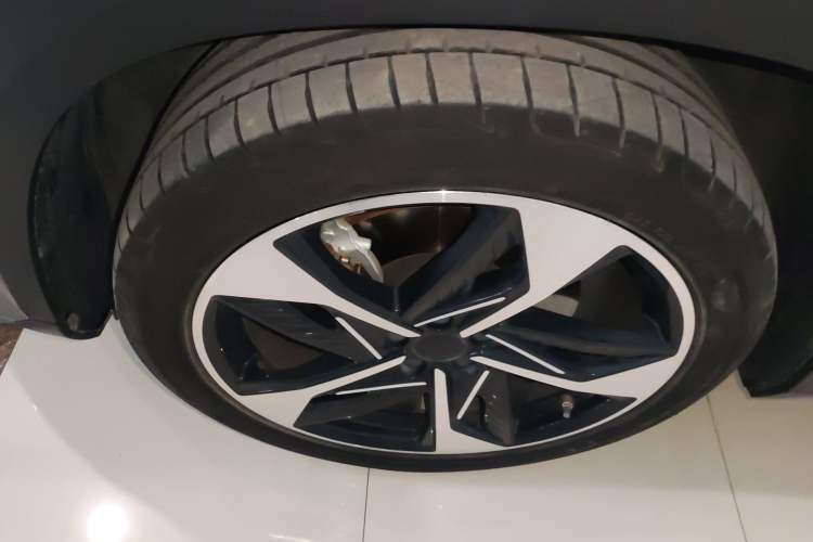 Used Geely Galaxy L7 2024 1.5T 115 km Starship Dragon Edition