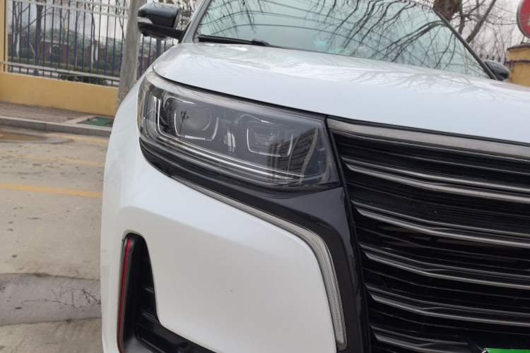 Used CHANGAN CS95 2021 2.0T Two-Wheel Drive Luxury Version
