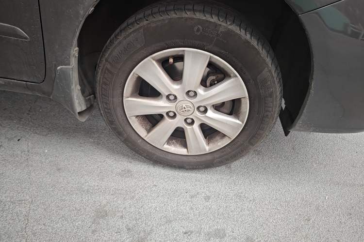 Used Toyota Corolla 2011 1.6L Automatic GL Right Front Wheel Hub