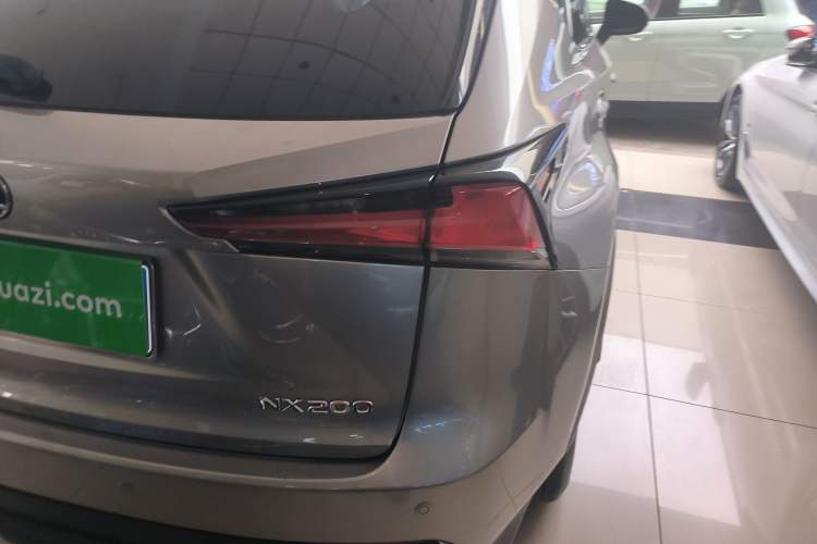 Used Lexus NX 2020 200 All-Wheel Drive Fēngshàng Version China VI Standard Right Rear Taillight