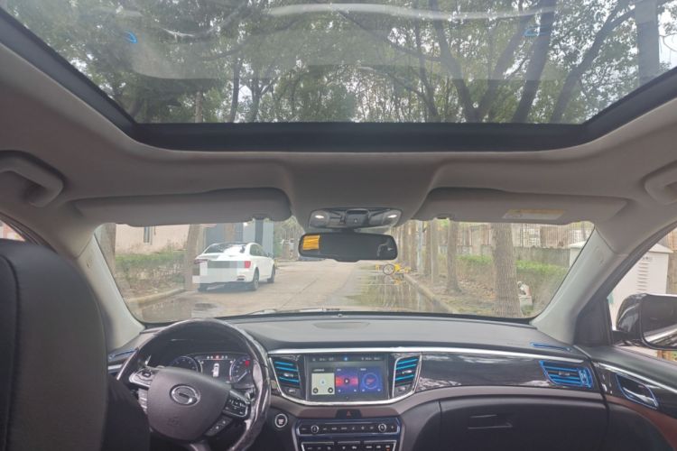 Used GAC Trumpchi GS8 2017 320T Two-Wheel Drive Luxury Smart Connectivity Version (7 Seats)