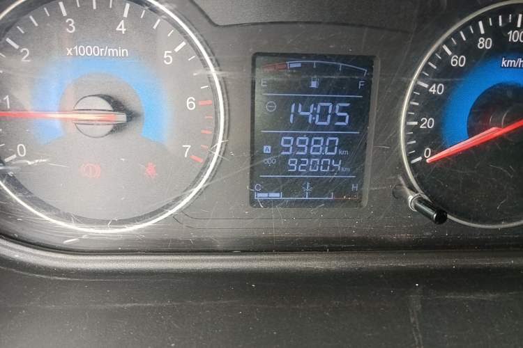 Used Dongfeng Fengon 330 2014 1.5L Manual Utility Version DK15 Odometer Close Up