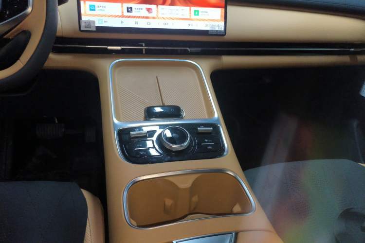 Used Geely Galaxy Galaxy Xingjian 7 EM-i 2025 120km Launch+ Version
