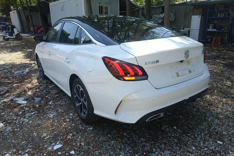 Used MG 5 2023 180 DVVT CVT Luxury Edition
