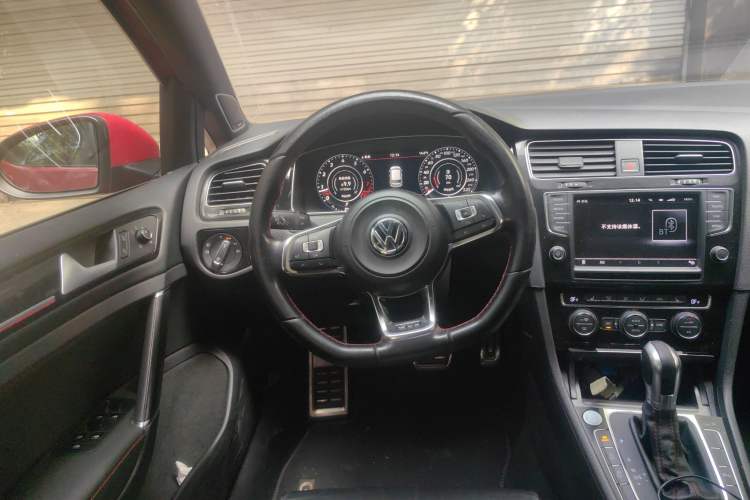 Used Volkswagen Golf GTI 2016 2.0 TSI GTI