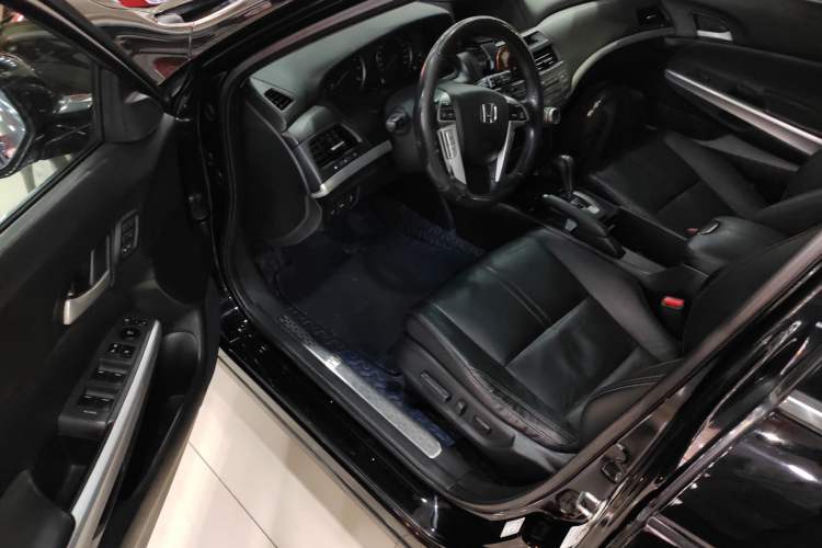 Used Honda Crosstour 2011 3.5L Flagship Edition
