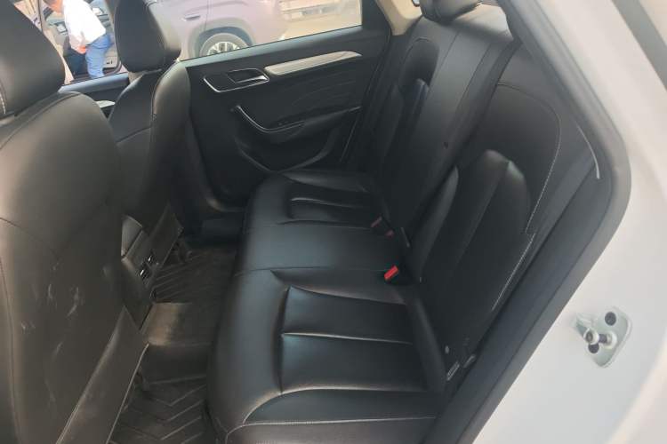 Used Roewe i6 New Energy 2019 PLUS 50T Internet Glory Flagship Edition
