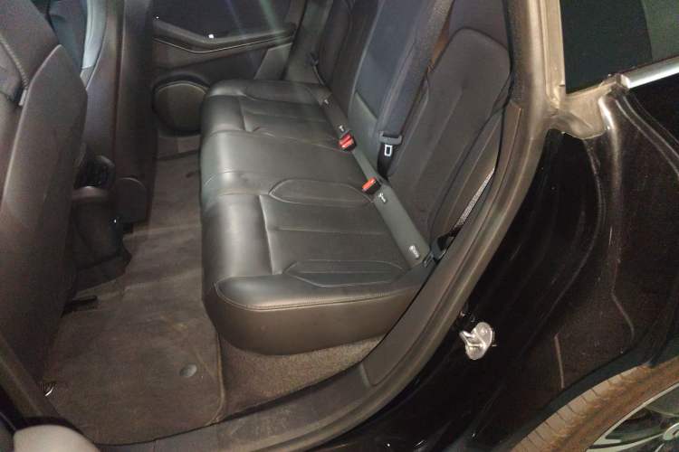 Used Nio ET5T 2024 75kWh Touring Left Rear Seat