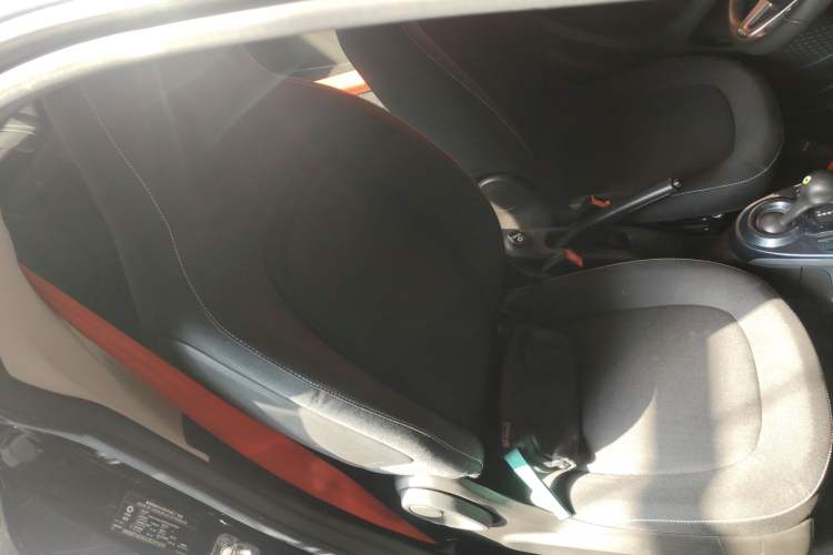 Used smart fortwo 2018 1.0L 52kW Hardtop Passion Edition China V Standard