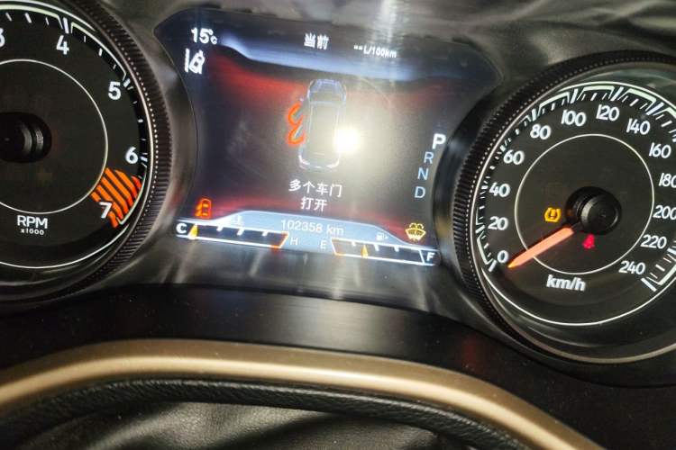 Used Jeep Cherokee 2014 2.4L Luxury Edition
