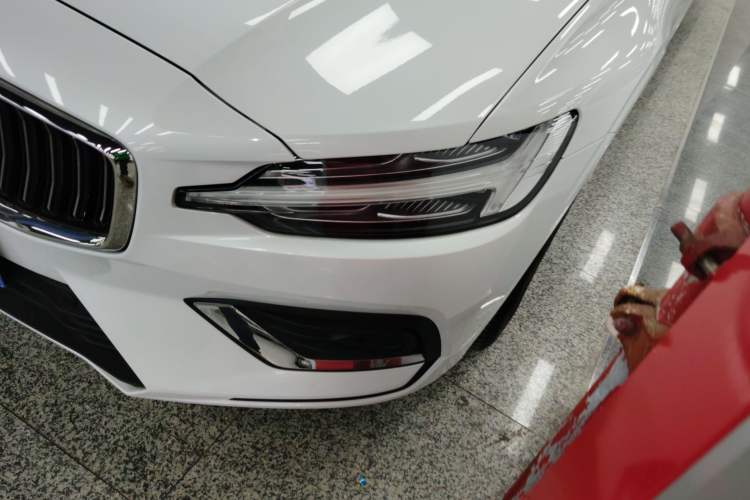 Used Volvo S60 2024 B4 Zhiyi Luxury Edition
