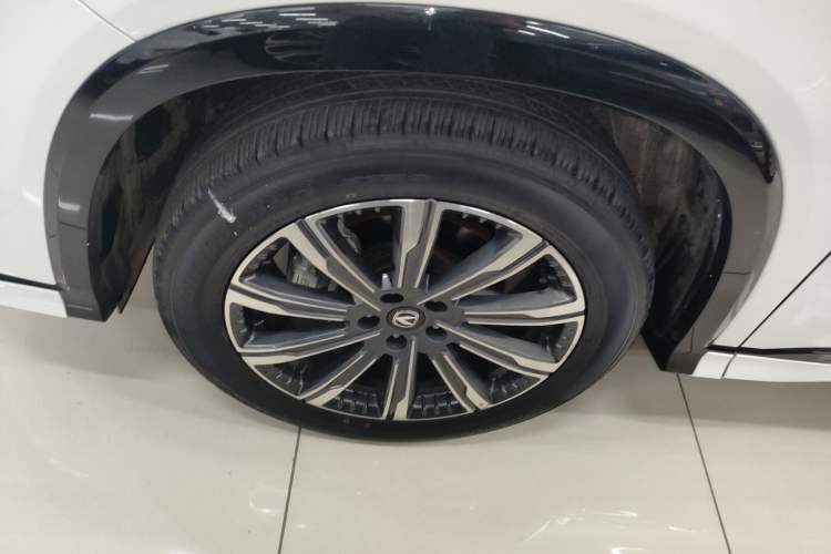 Used CHANGAN CS75 PLUS 2024 3rd Generation Champion Edition 2.0T Intelligent Drive Performance Model