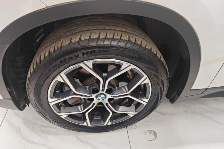 Used BMW X1 2020 sDrive25Li Leading Model
