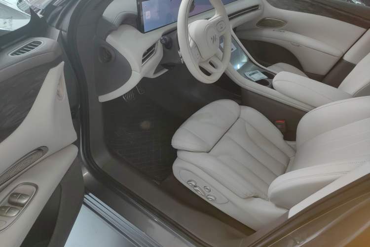 Used IM LS7 2025 New Edition Ultra