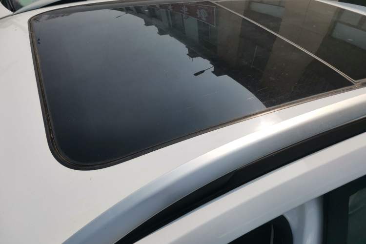 Used MG ZS 2020 Global Bestseller with 1.5L Engine Manual Transmission and a Massive 65-Inch Panoramic Sunroof Version
