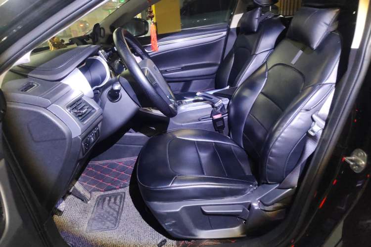 Used Geely Auto Emgrand GL 2018 1.4T Manual Elite Smart Connectivity Version Left Front Seat