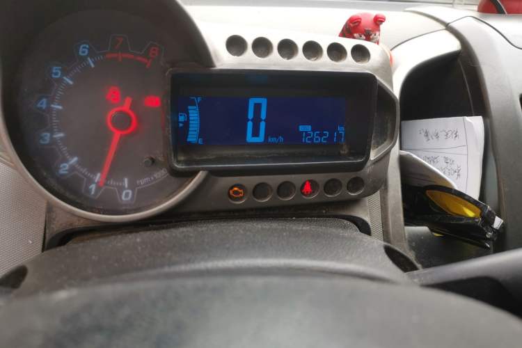 Used Chevrolet Aveo Sonic 2011 Sedan 1.4L MT SL