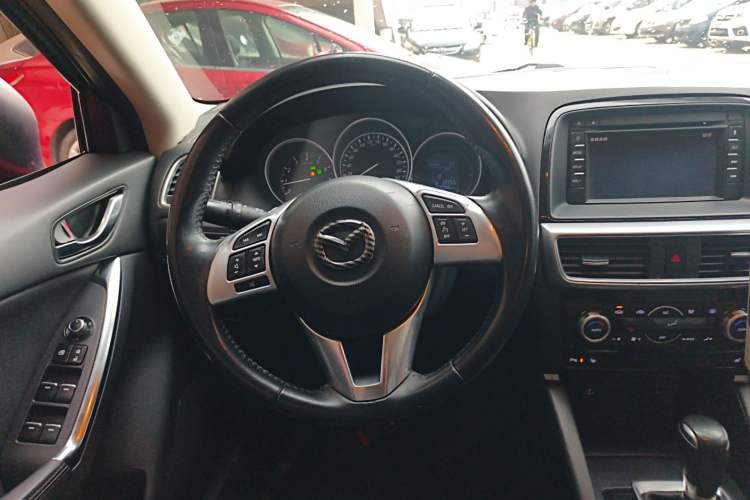Used Mazda CX-5 2015 2.0L Automatic 4x4 Luxury Edition
