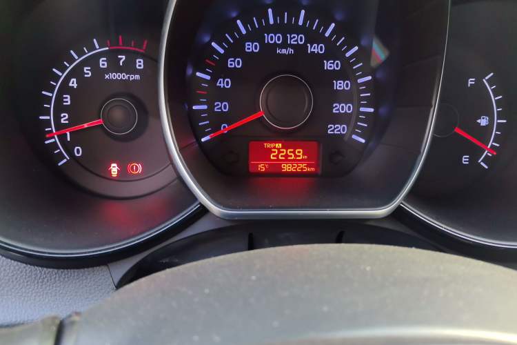 Used Kia K2 2015 Sedan 1.4L MT GLS
