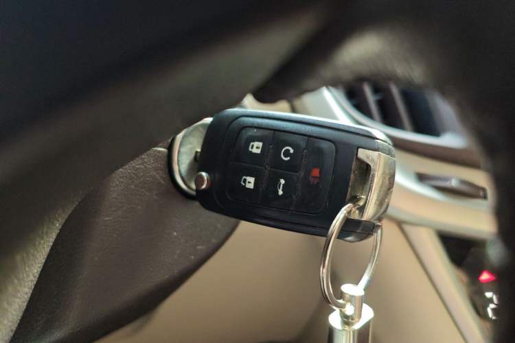 Used Buick LaCrosse 2013 2.4L SIDI Leading Comfort Version