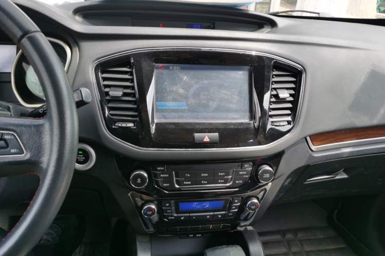 Used Geely Auto GX7 2015 Sport Edition 2.0L Automatic Luxury Model
