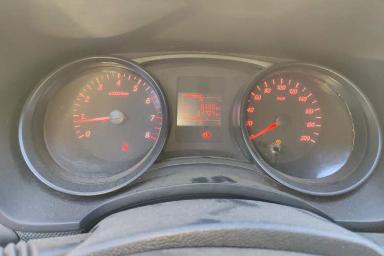 Used Wuling Hongguang 2021 1.5L Revised S Base Version with Electric Power Steering LAR
