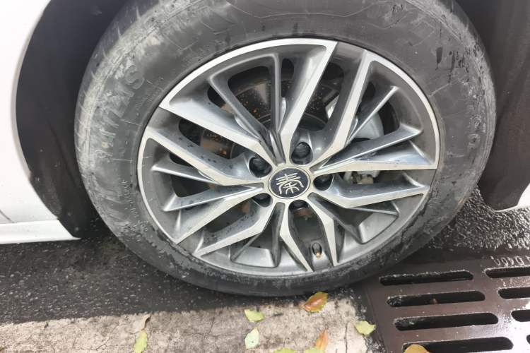 Used BYD Qin PLUS 2021 DM-i 55KM Flagship Model
