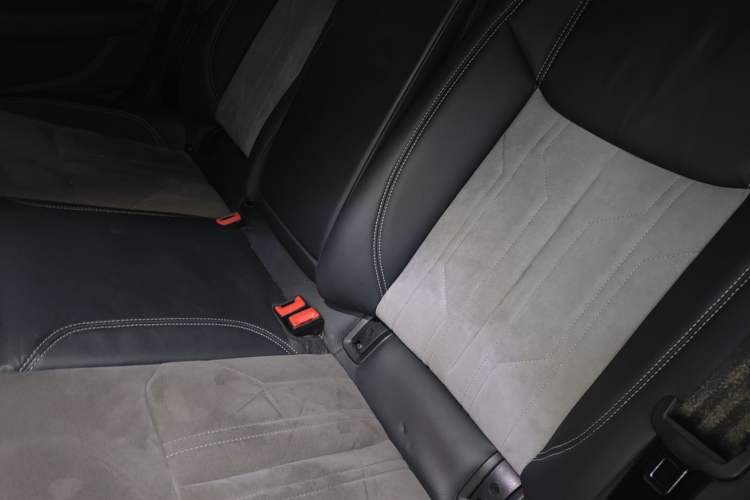 Used Audi A6L New Energy 2020 55 TFSI e quattro Left Rear Seat