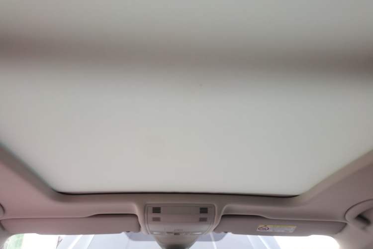 Used Volkswagen Tayron 2024 330TSI Two-Wheel Drive R-Line High-Energy Version