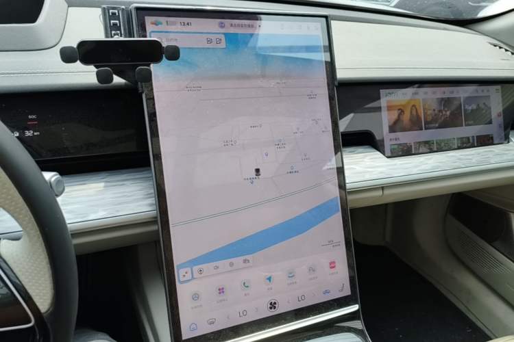 Used NETA S 2022 Extended-Range Version 1160 km Range Rear-Wheel Drive Mid-Grade
