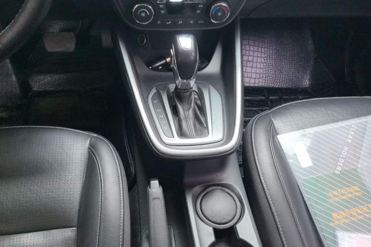 Used Ford Escort 2015 1.5L Automatic Fashion Model