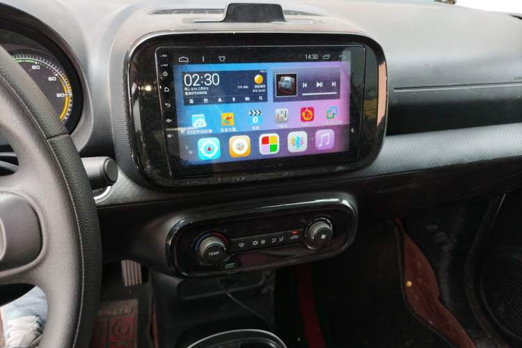 Used Roewe Clever 2022 311km QiQi BoBo Edition Audio And AC Panel