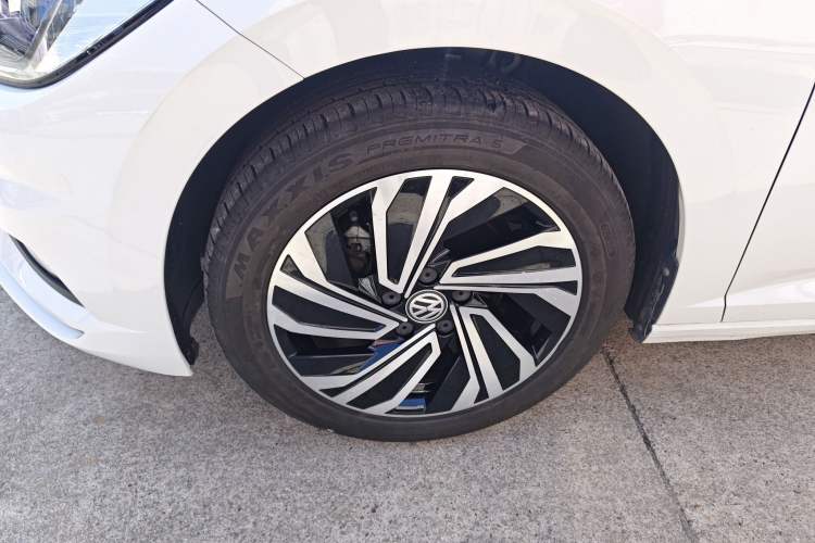 Used Volkswagen Sagitar 2022 280TSI DSG Flyover Edition Left Front Wheel Hub