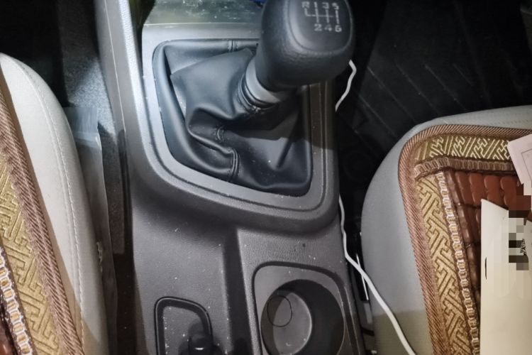 Used Wuling Hongguang V 2022 1.5L Jingqu Version Hydraulic Power Steering LAR