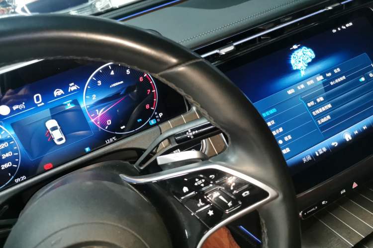 Used Mercedes-Benz E-Class 2024 E 300 L Stylish Model Gear Lever