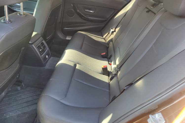 Used BMW 3 Series 2016 320i Fashion Model
