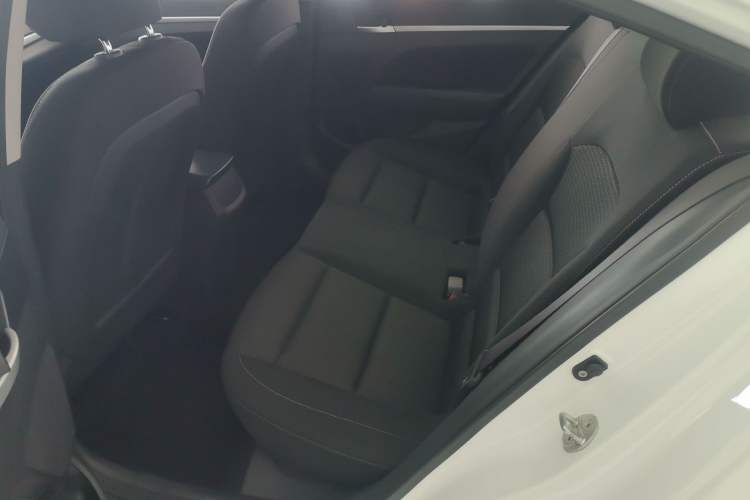 Used Hyundai Elantra (6th Generation / Lingdong) 2016 1.6L Automatic ZhiXuan – Elite Version
