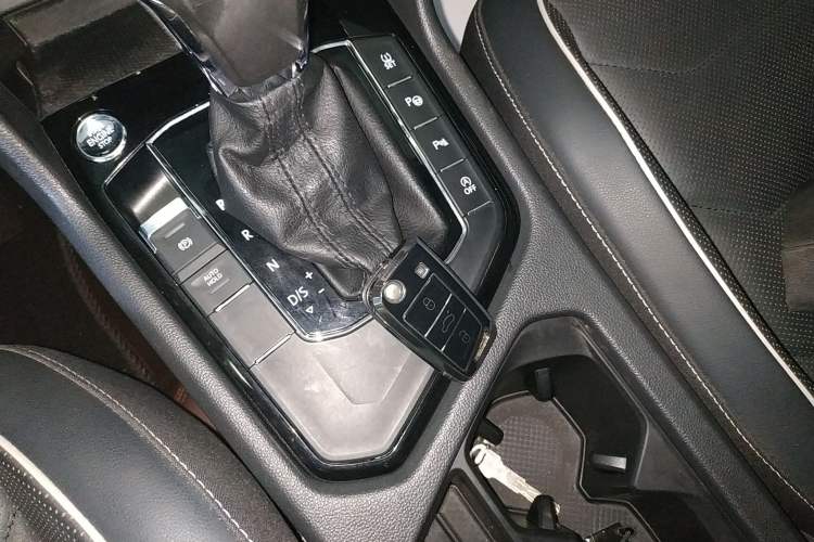 Used Volkswagen Tiguan L 2017 330TSI Automatic Two-Wheel Drive Flagship Edition
